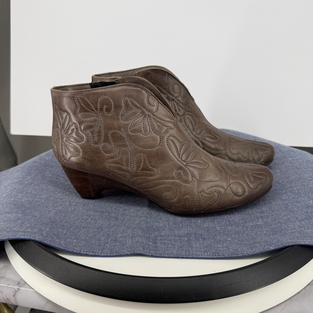 Pikolinos Ginebra Ankle Boots 38 Brown Leather Kitten Heel Embroidered Side Zip